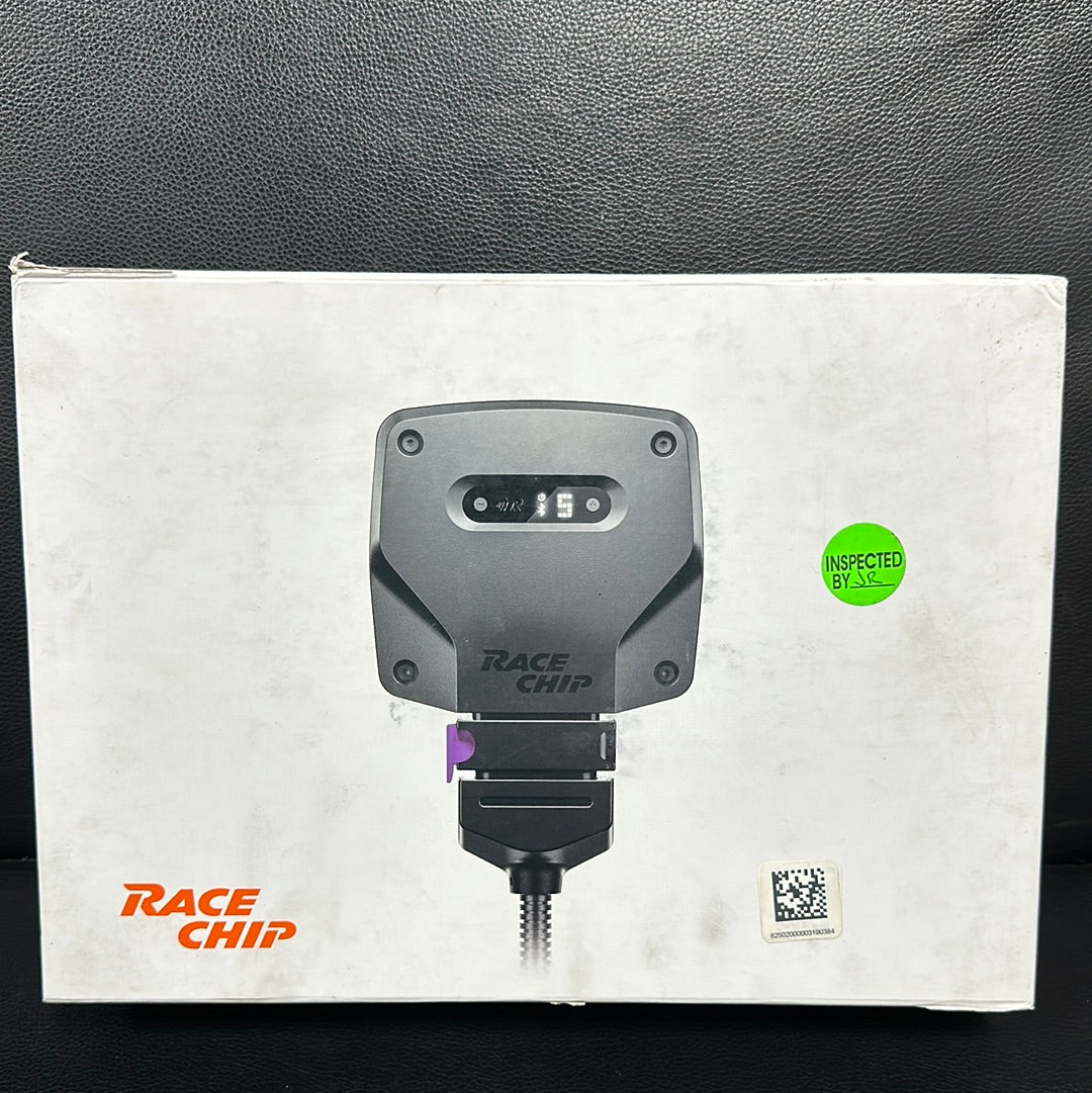 RaceChip 18+ Jeep Grand Cherokee Trackhawk GTS Black Tuning Module w/ App