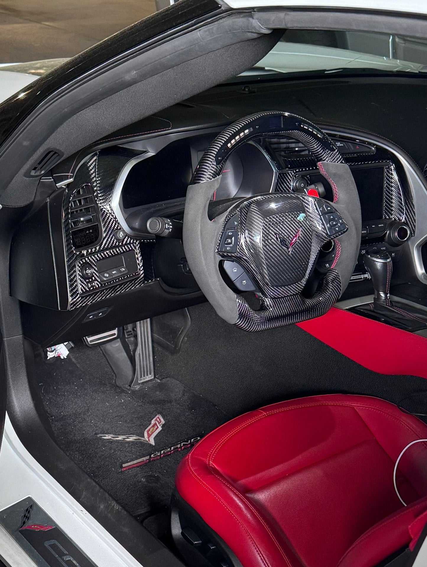 CORVETTE 14-19 CARBON FIBER AIRBAG COVER