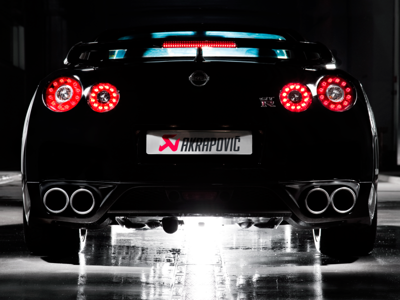 Akrapovic 08-17 Nissan GT-R Slip-On Line (Titanium) (Req. Tips) M-NI/T/1H
