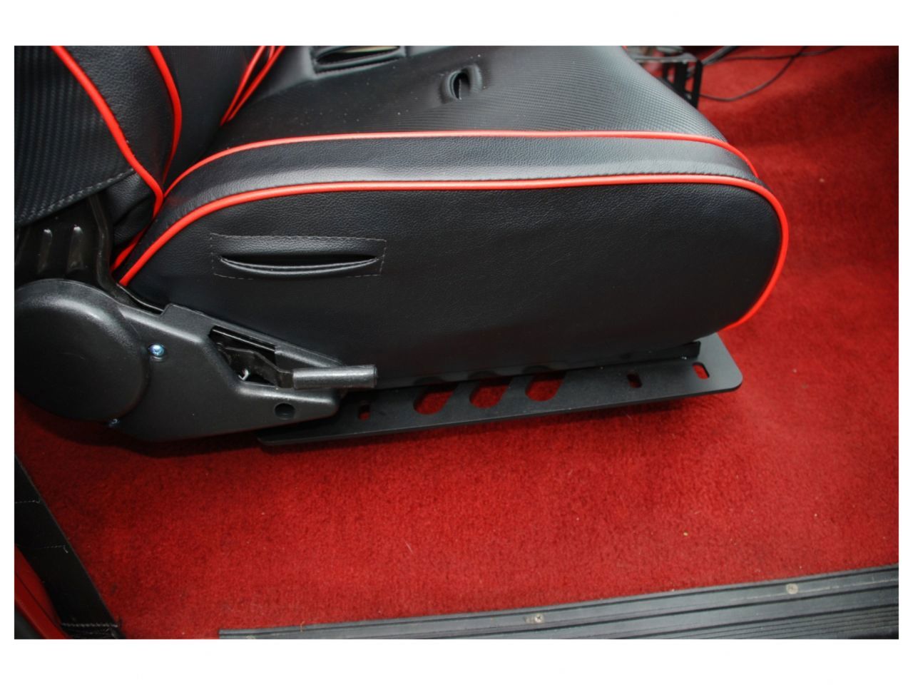 Planted Technology Seat Bracket, Ford Bronco (1987-1991) - Driver
