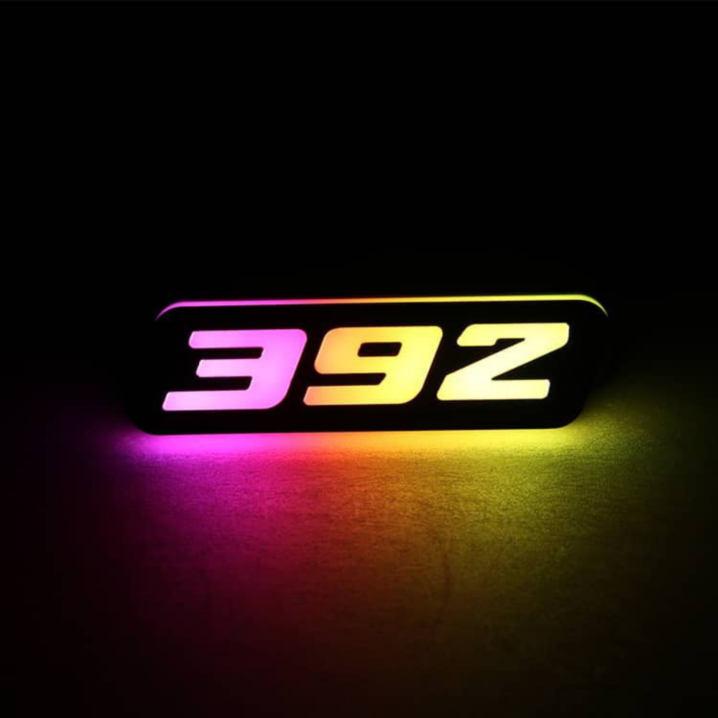 392 LED Badge (Multicolor Flow)