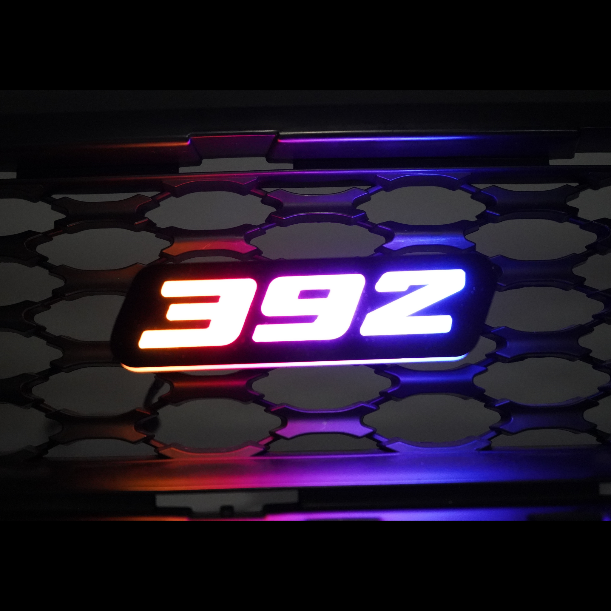 392 LED Badge (Multicolor Flow)