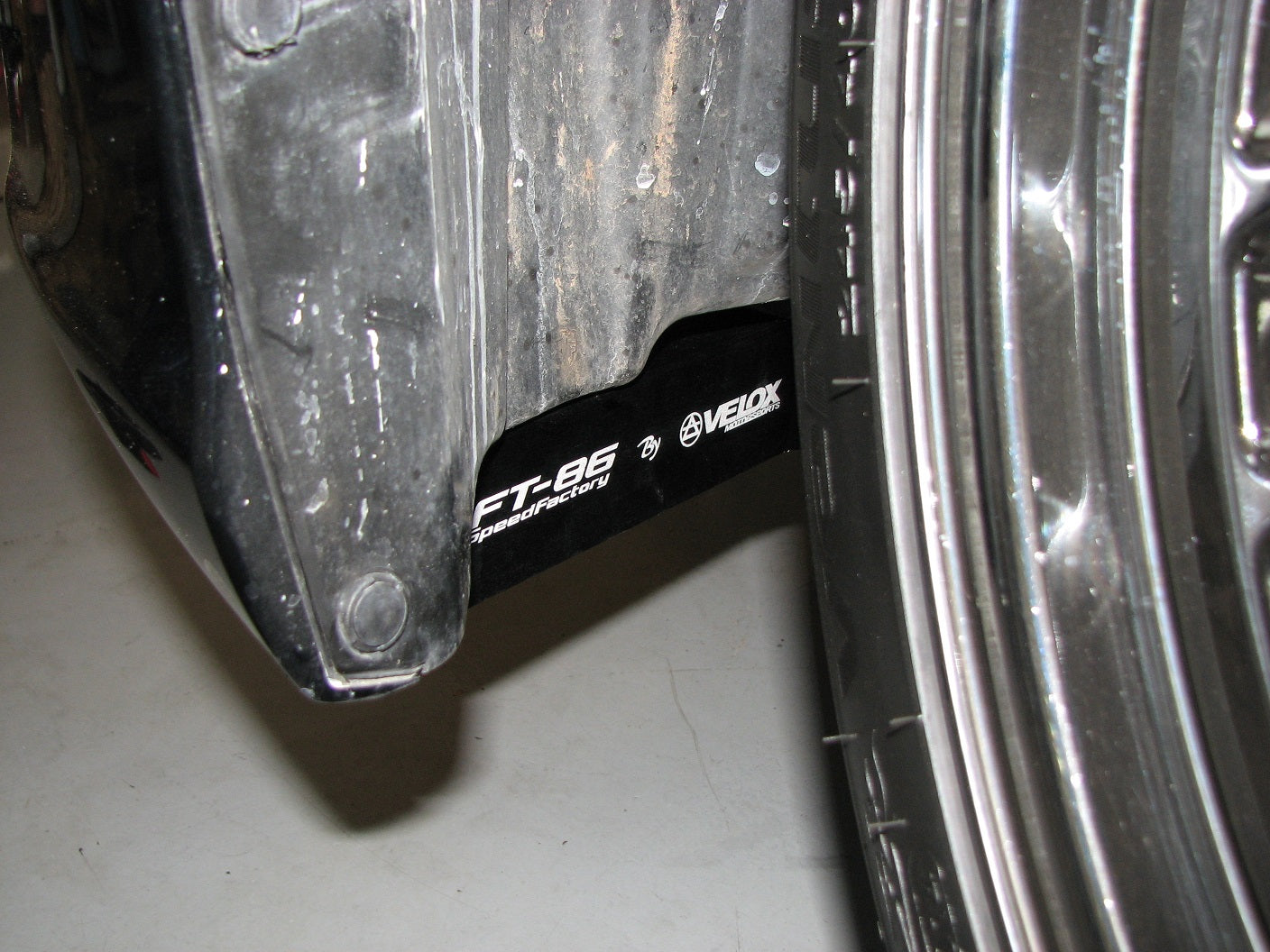 Front Wheel Deflector Kit - FT86
