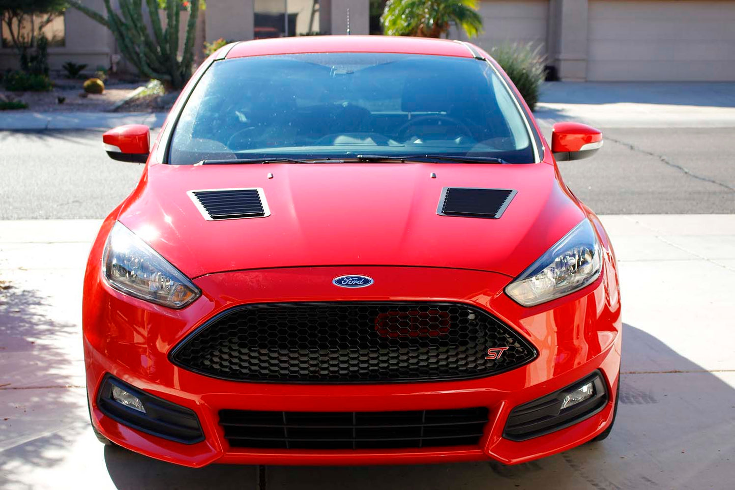 Ford Focus RS/ST Hood Louver Kit -