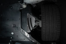 Control Arm Guide Strakes- Corvette Stingray & Z06 (C8)