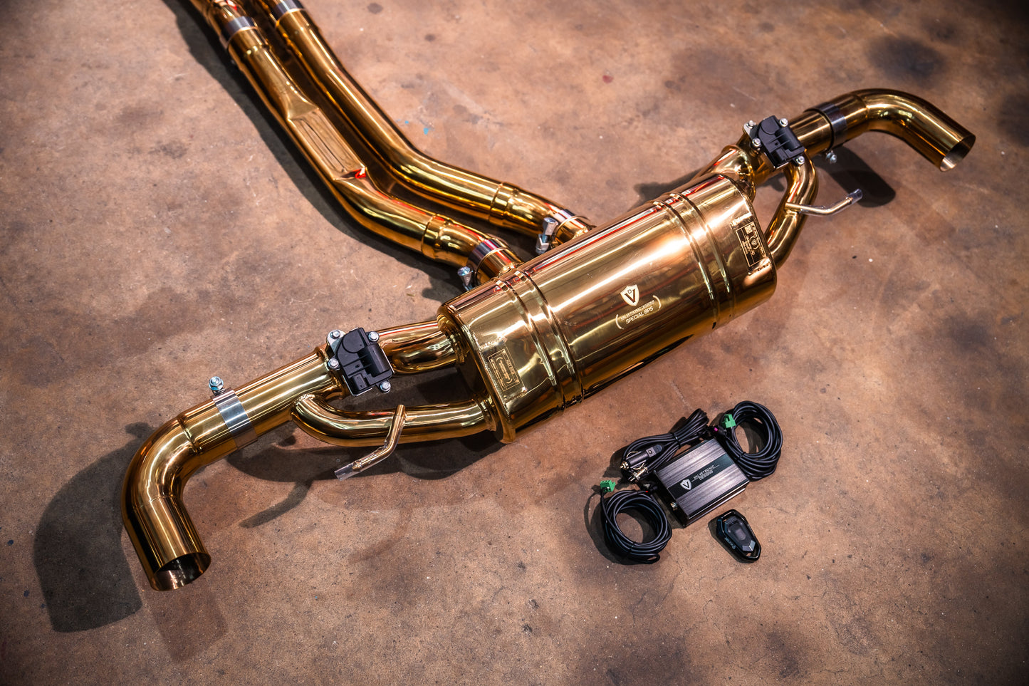 AUDI RSQ8 Valved Sport Exhaust system