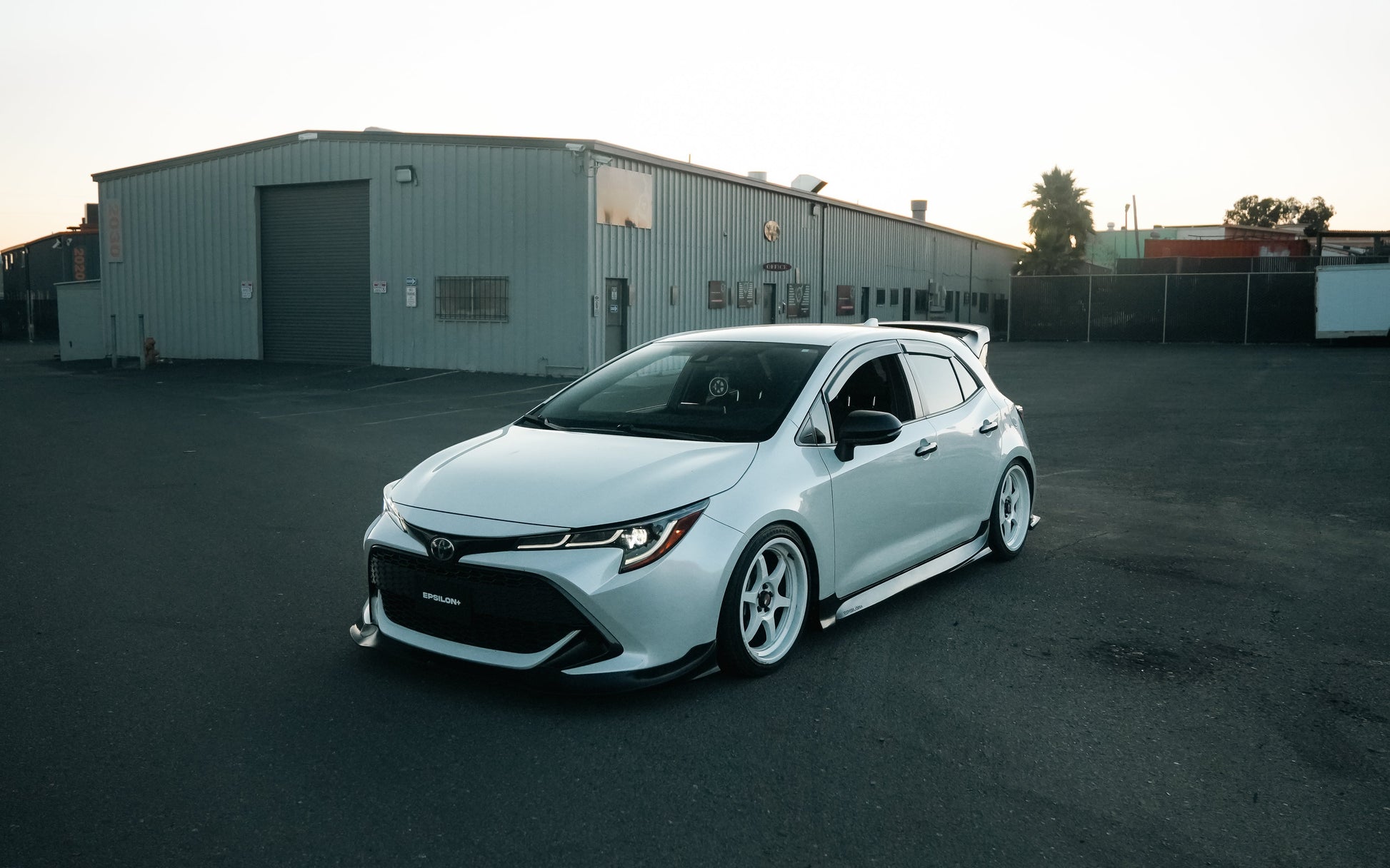 Side Skirts – TOYOTA COROLLA HATCHBACK (E210, 2019-2025+)