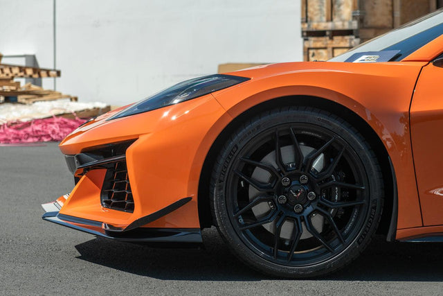 Chevrolet Corvette C8 Z06 / E-Ray Front Side Canards