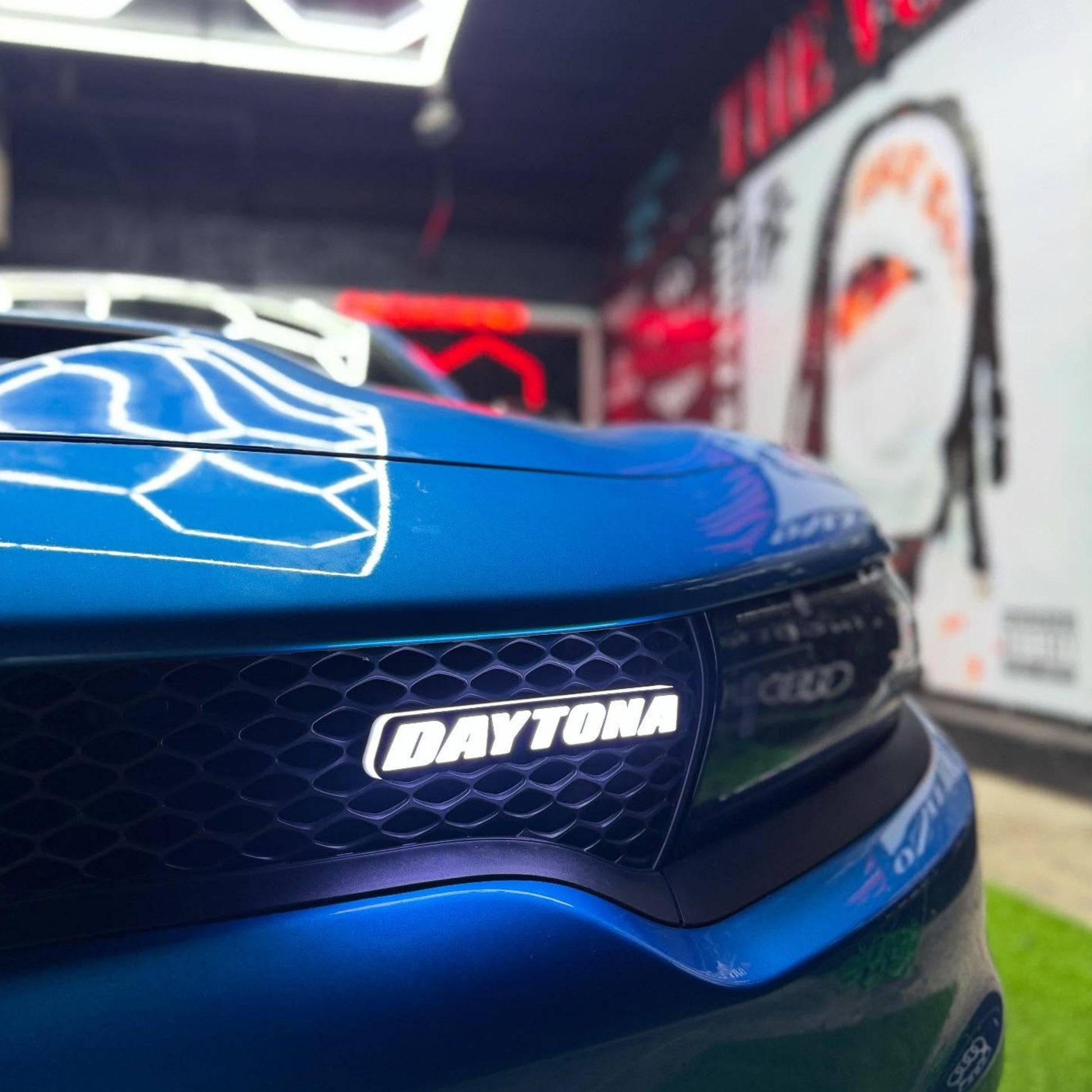 Daytona LED Badge: (Multicolor Flow)