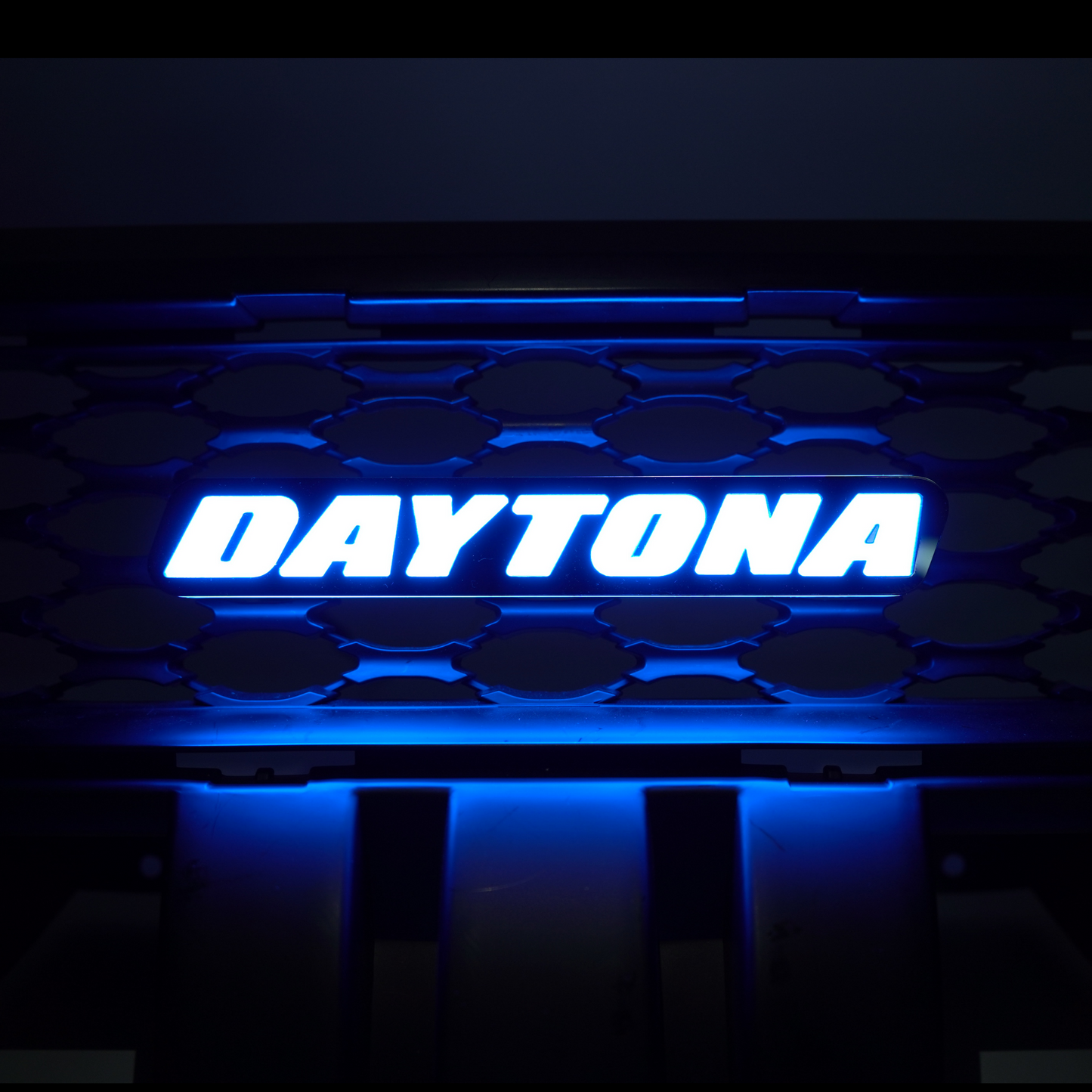 Daytona LED Badge: (Multicolor Flow)