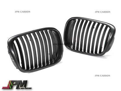 [JPMCarbon] Front Kidney Grille Fits For 1996-2003 BMW E39 5-Series & M5 Only.