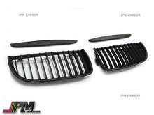 [JPMCarbon] Front Kidney Grille Fits For 2005-2008 BMW E90 E91 Pre-facelift 3-Series Sedan/Wagon Only