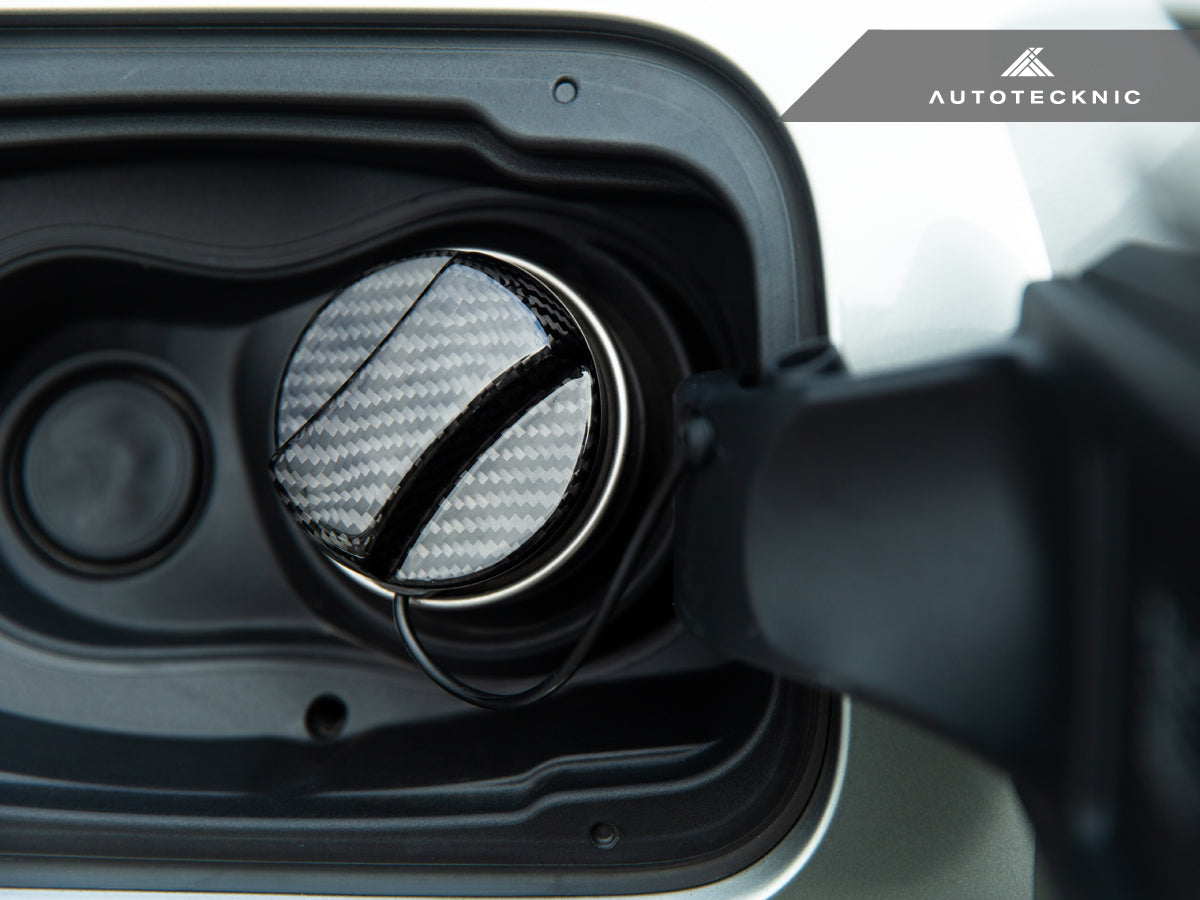 AutoTecknic Dry Carbon Competition Fuel Cap Cover - BMW G14/ G15/ G16 8-Series