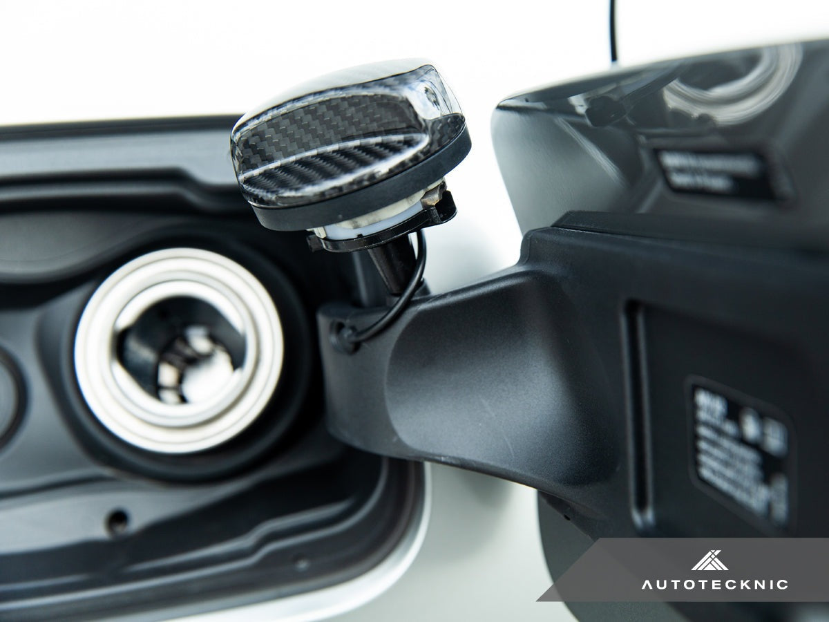 AutoTecknic Dry Carbon Competition Fuel Cap Cover - BMW F30 3-Series