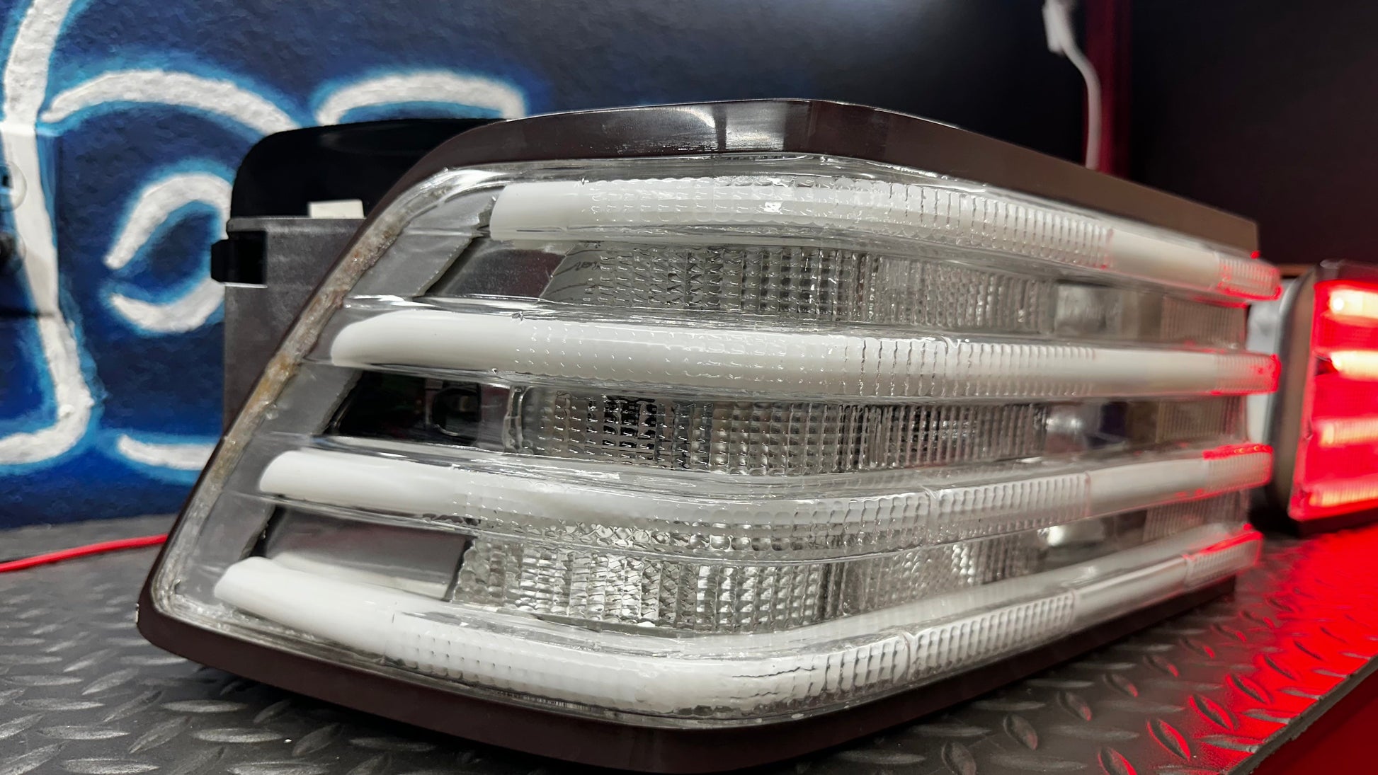 1990-1998 Mercedesbenz R129 Clear LED Tail Lights