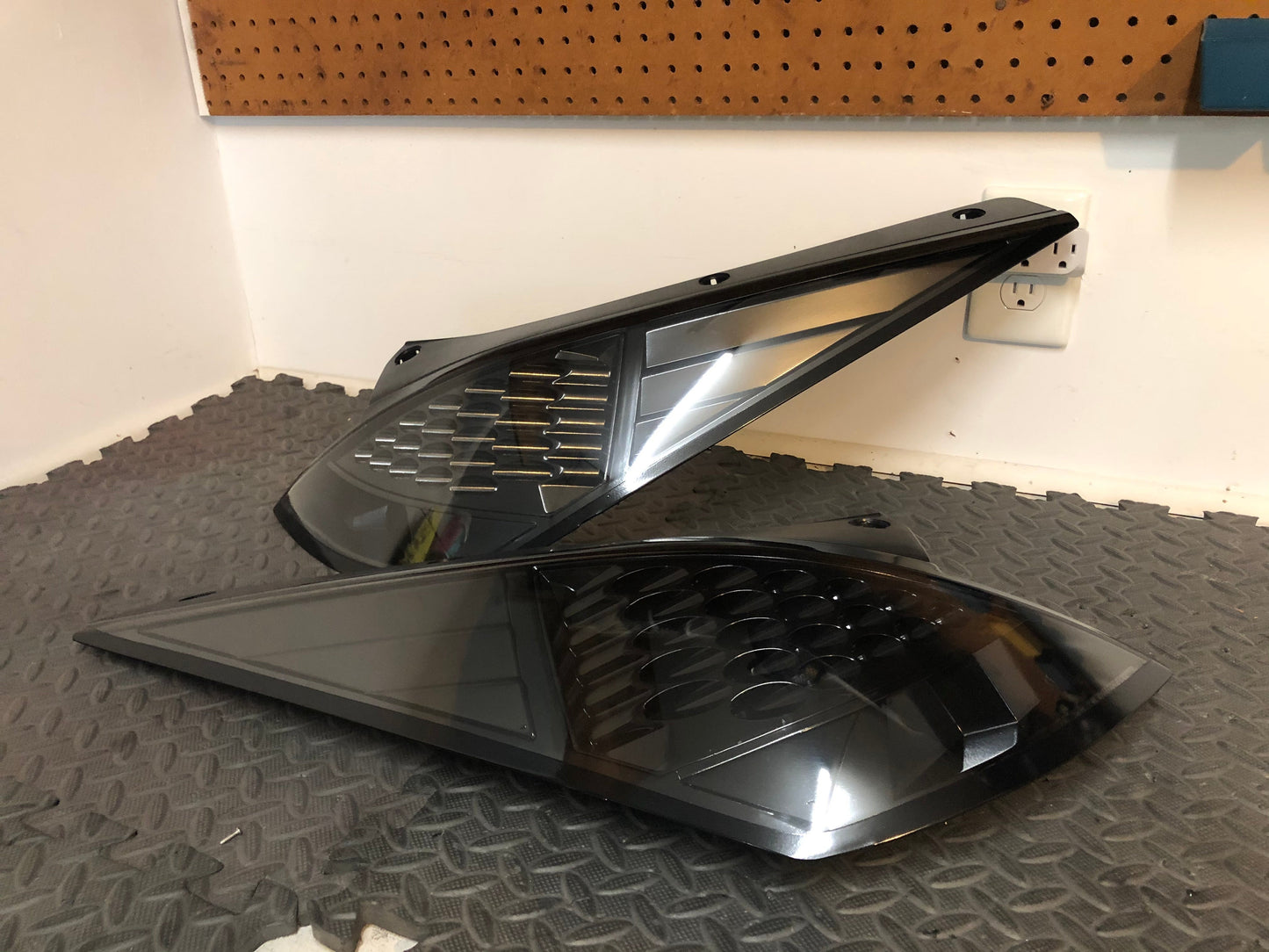 NTXGlow All Black Housing Tail Lights (Nissan 350Z)