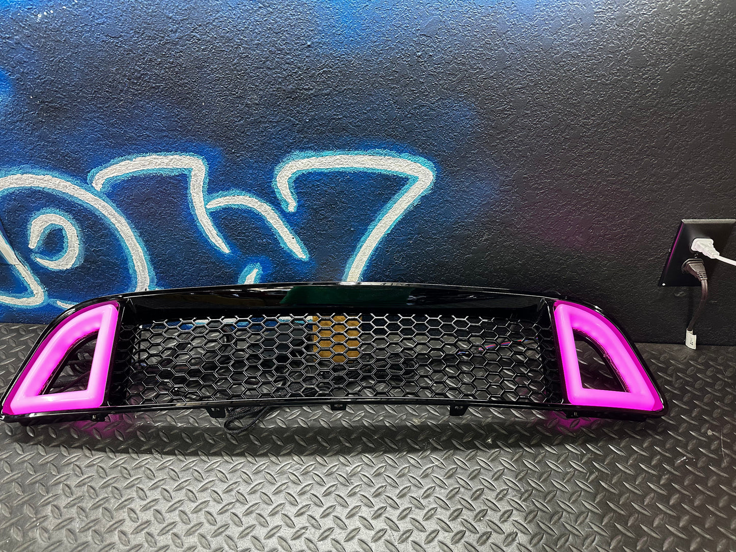 NTXGlow RTR Style RGB Grille (2013-2014 Ford Mustang)