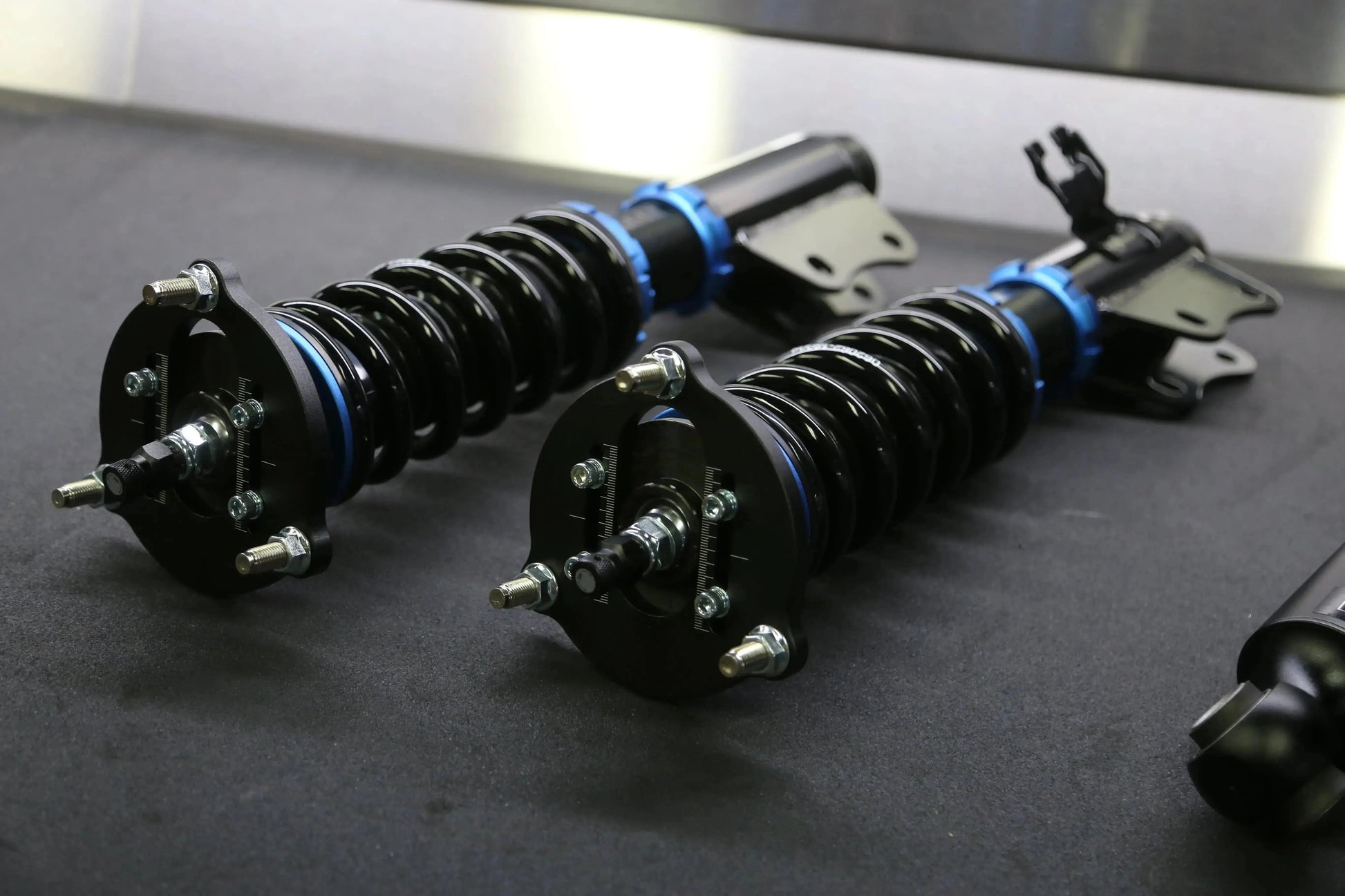 Nissan Silvia 99-02 (S15) Innovative Series Coilover