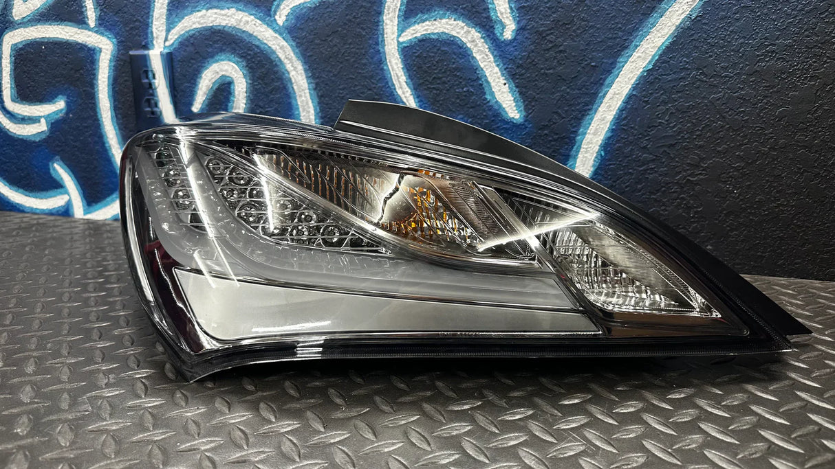 10 - 16 hyundai genesis coupe CLEAR eagle eye tail lights