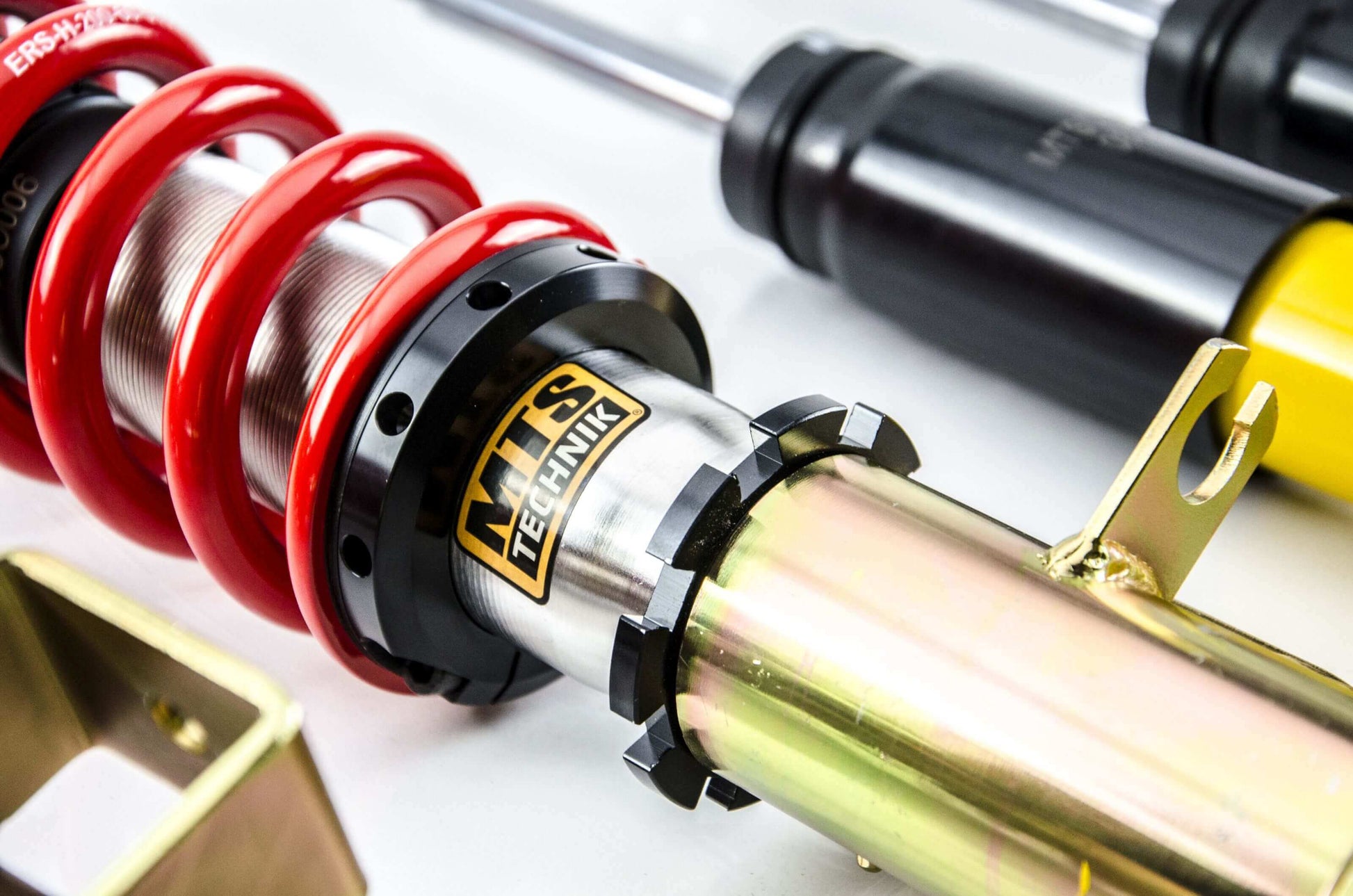 MTS Technik Street Series Coilover Kit for 1992-1996 BMW 850Ci (E31)