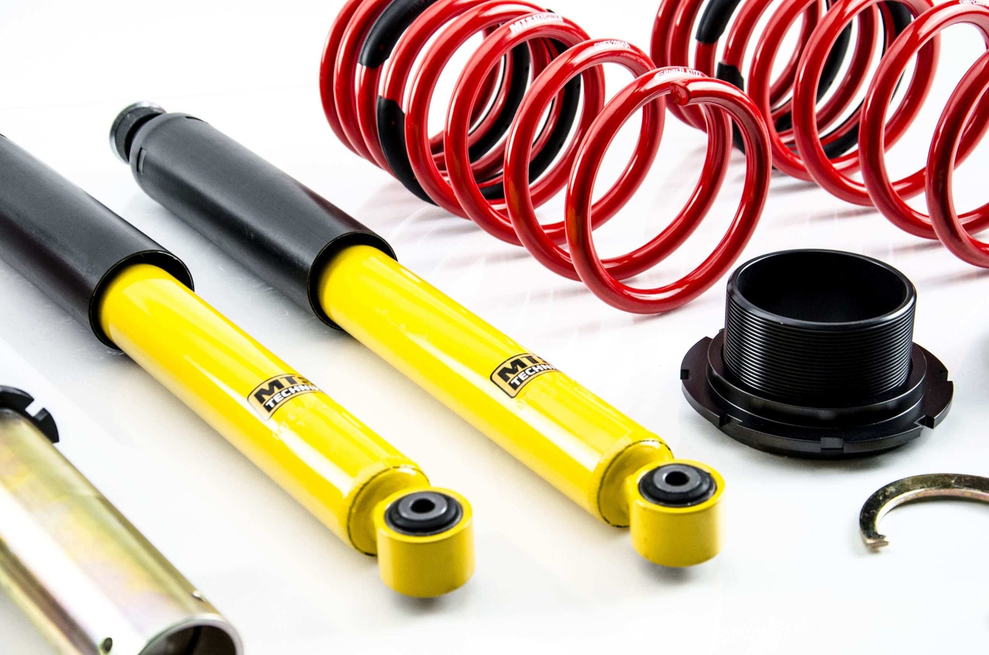 MTS Technik Street Series Coilover Kit for 1971-1980 BMW 2000 (Typ 121)