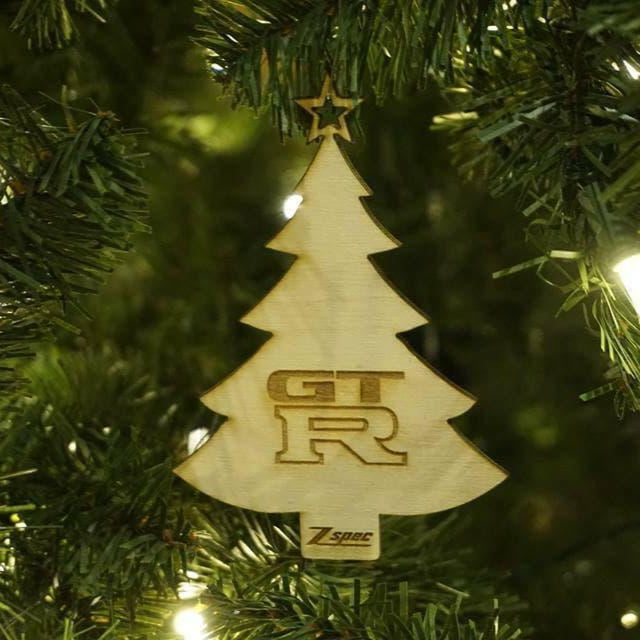 ZSPEC Laser-Engraved Birch Ornament, Style: Nissan GTR, ~5-inch Wide