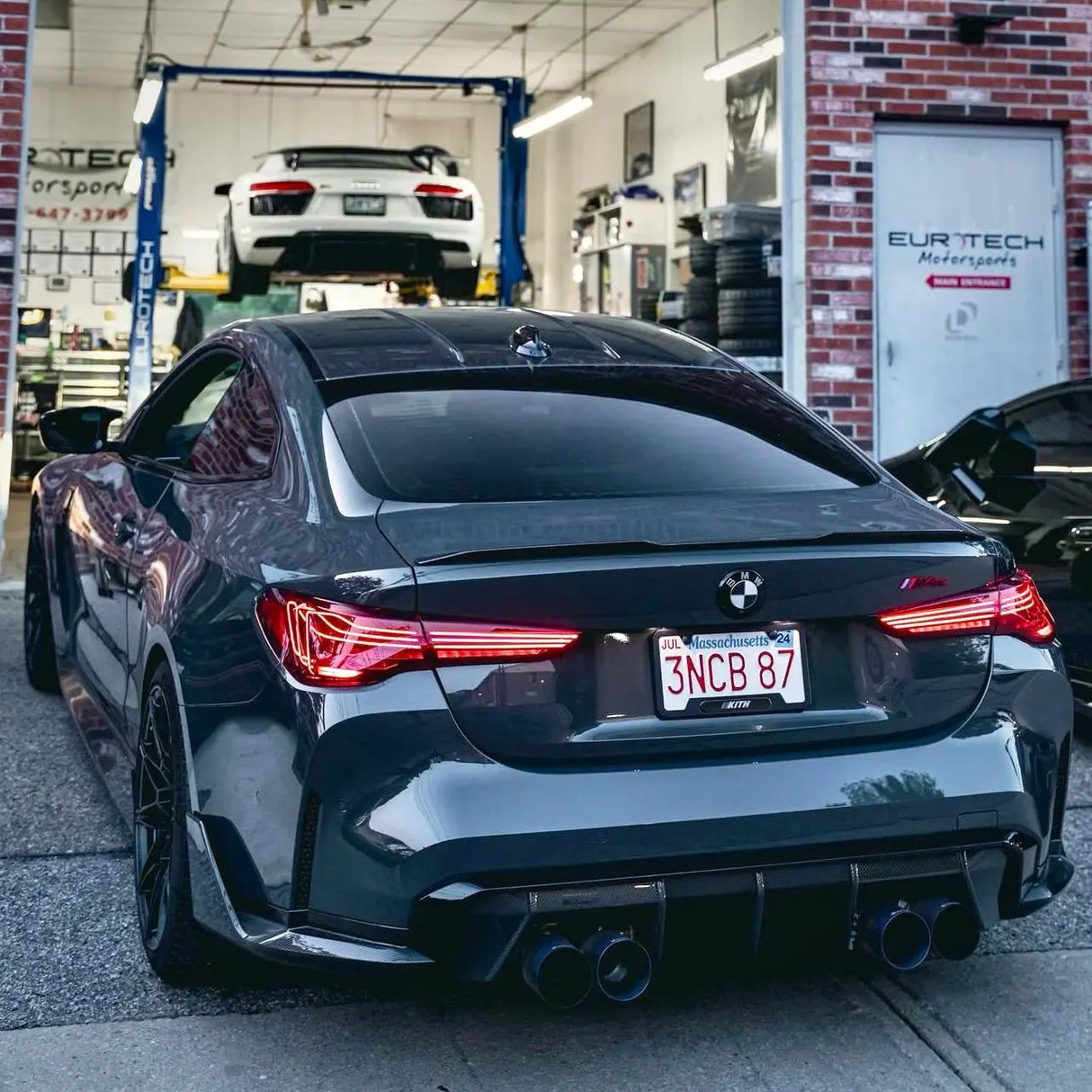 BMW G82 M4 & G22 4 Series Coupe - CSL Laser Style Taillight