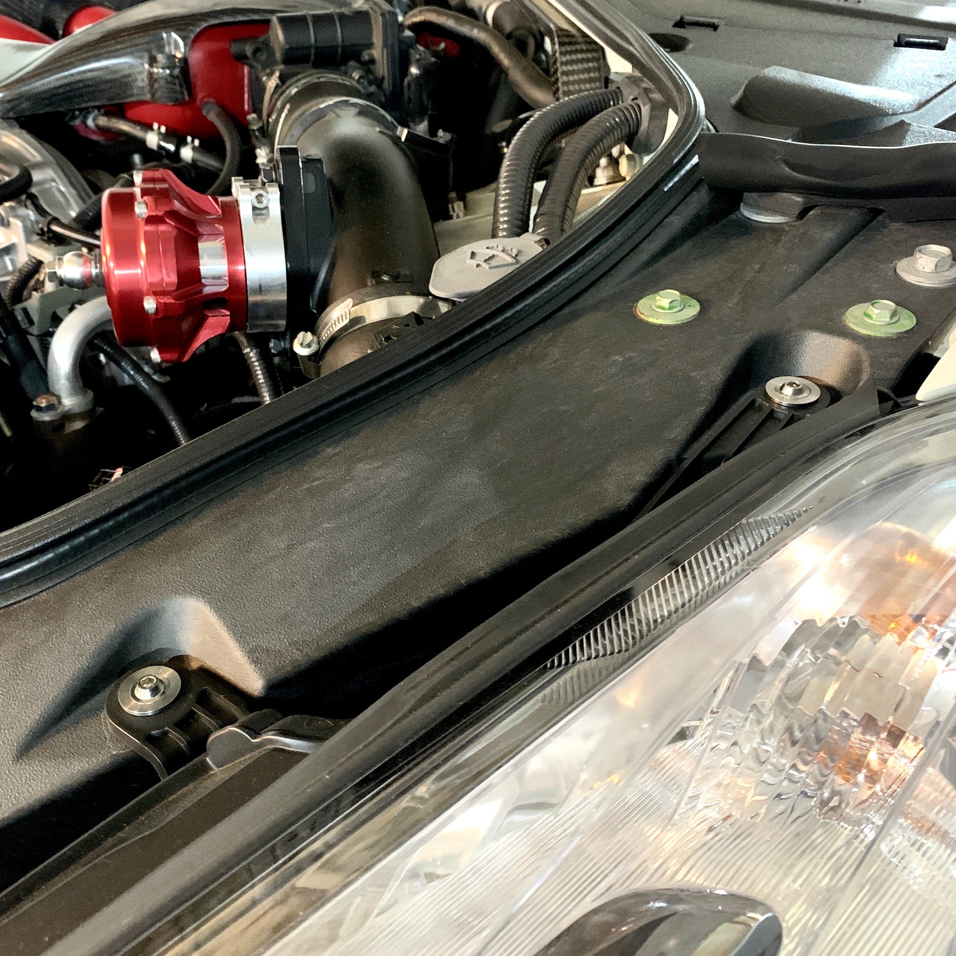 JDC Titanium Headlight Hardware Replacement Kit (R35 GT-R)