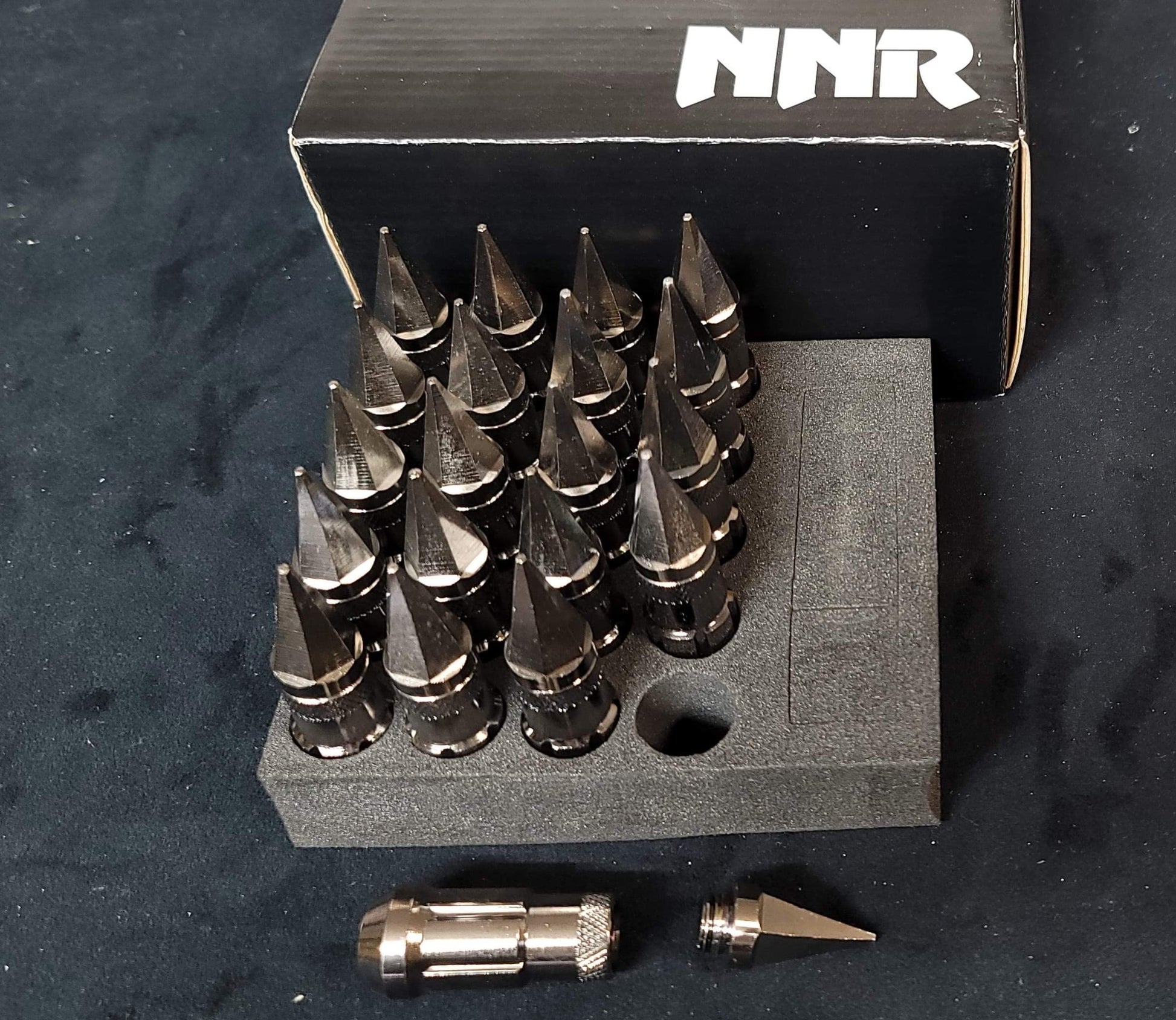 NNR Steel Extended Spline Wheel Lug Nuts with Spike 78mm 20pcs