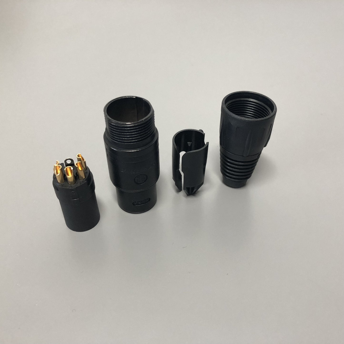 MoTeC 5-Pin In-Line CAN Connector for UTC