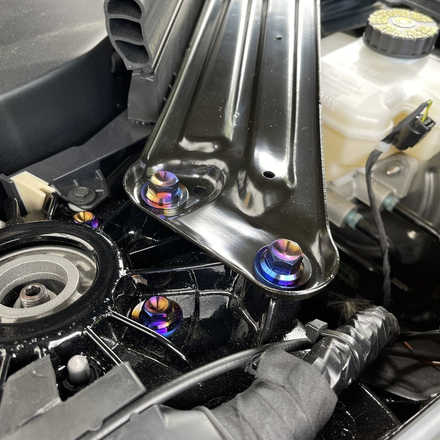 JDC Titanium Hex Flange Bolts