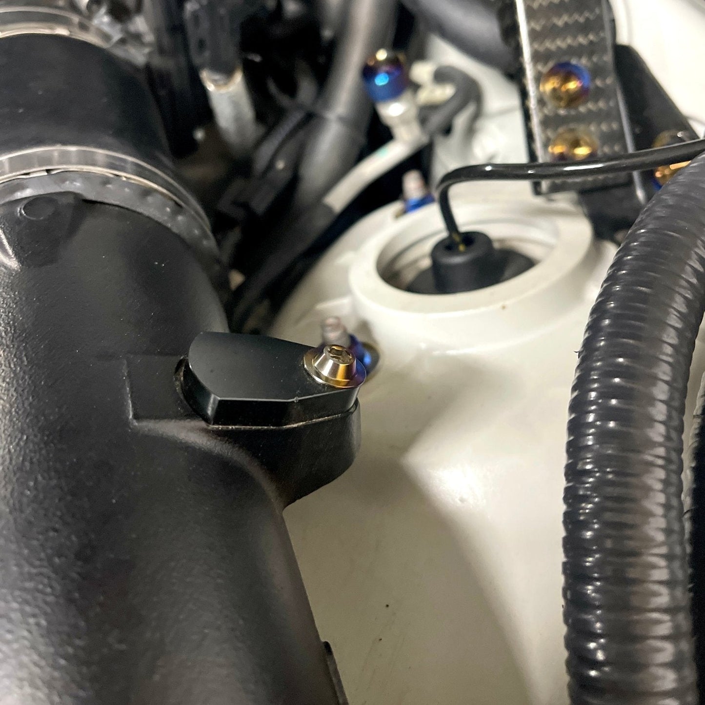 JDC Titanium MAP Sensor Replacement Bolts (R35 GT-R)