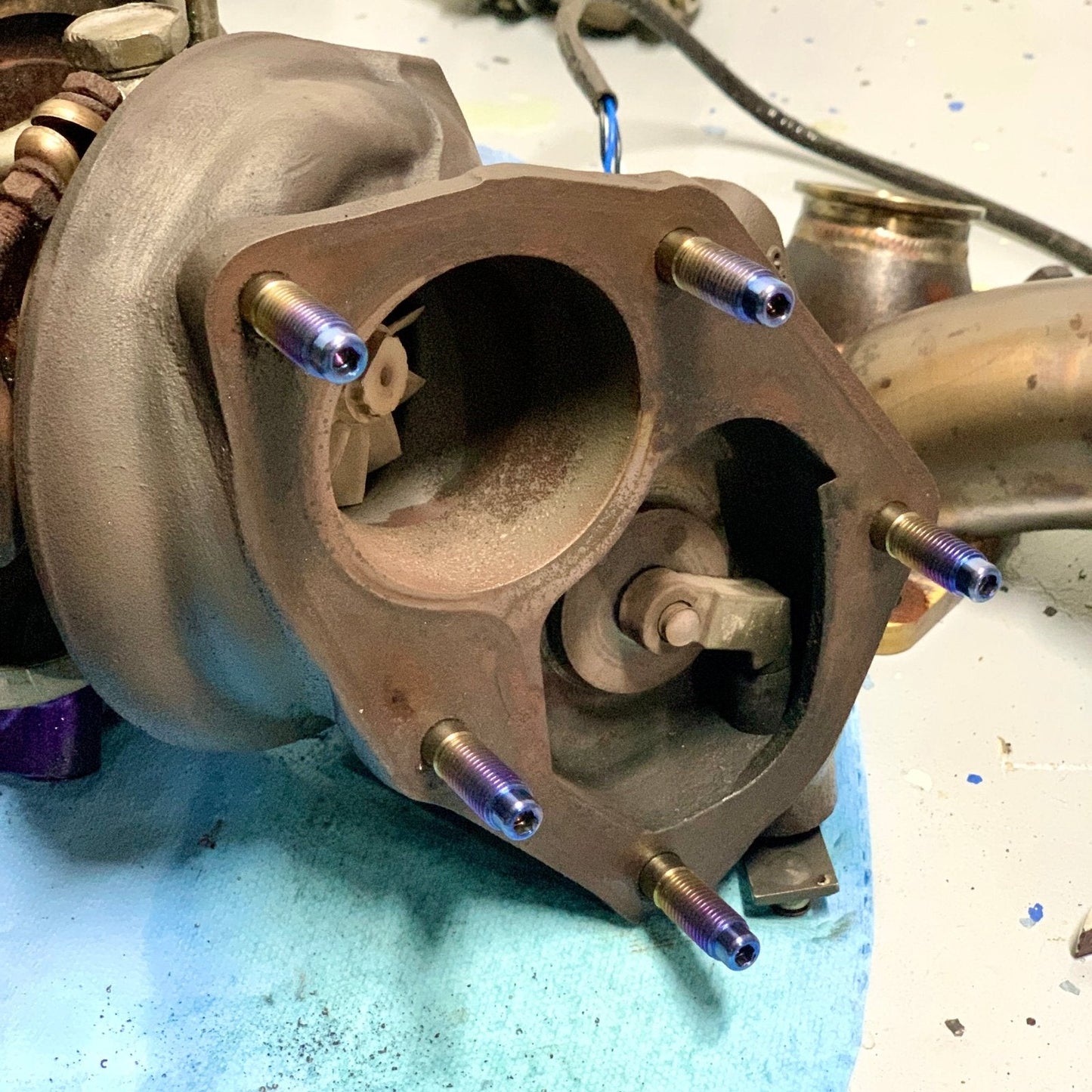 JDC Titanium O2 Housing Stud Kit (Evo 4-X)