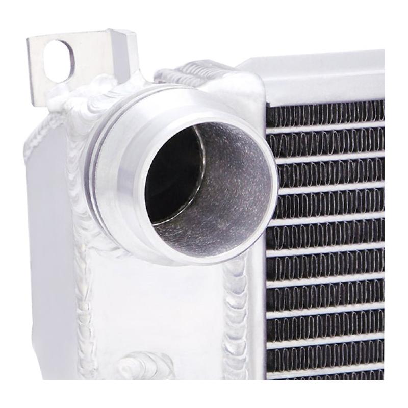 Mishimoto 99-06 BMW 323i/323i/328i/330i Performance Aluminum Radiator