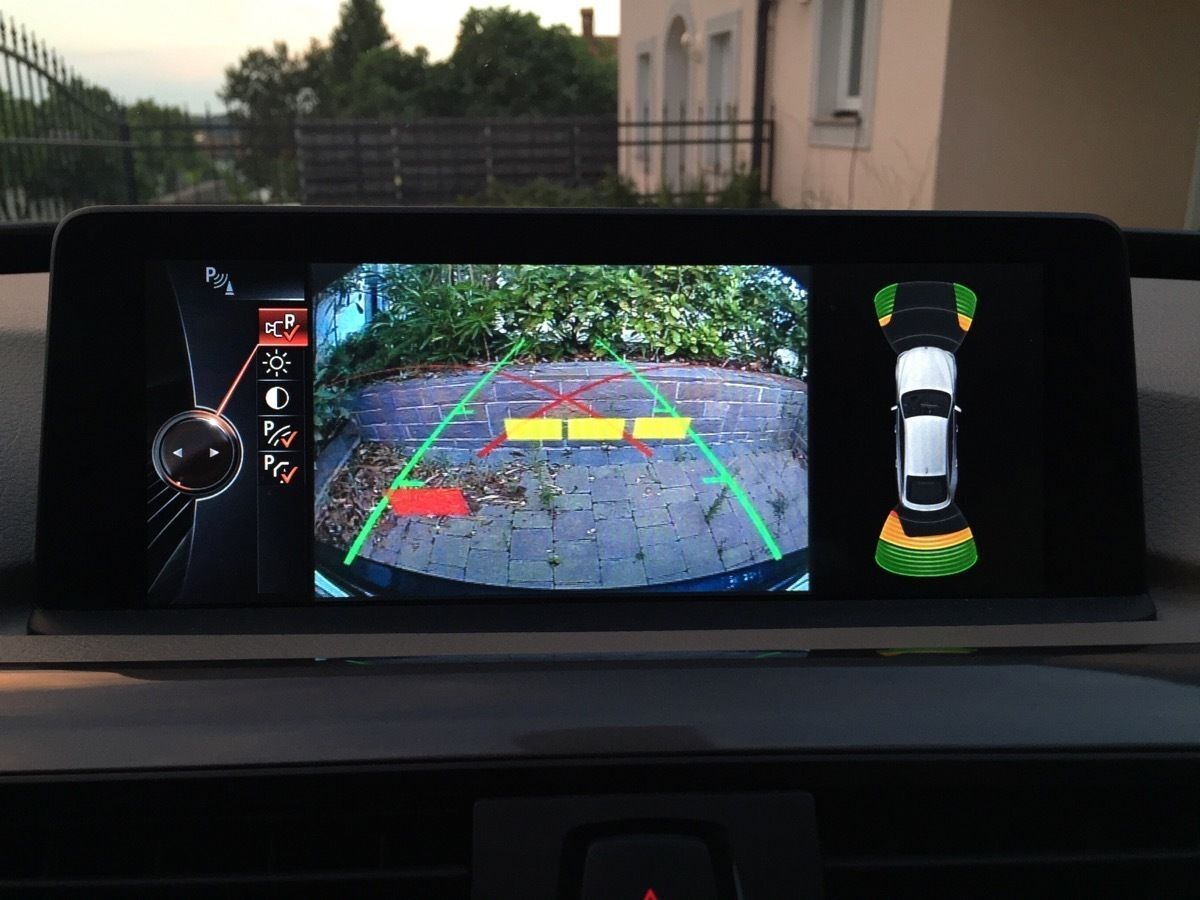 ENHANCED HD BMW F-chassis Rear Camera (F10 / F30 / F32 / F80 / F82 / F22 / F20 / F48 / F46)