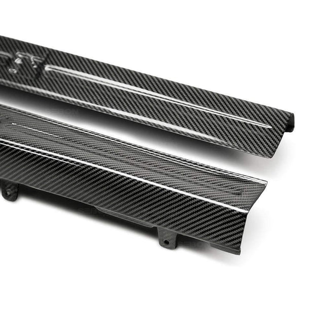 Seibon OEM-Style Carbon Fiber Door Sill Plates (Pair) | 2009-2018 Nissan GT-R R35 (DS0910NSGTR)