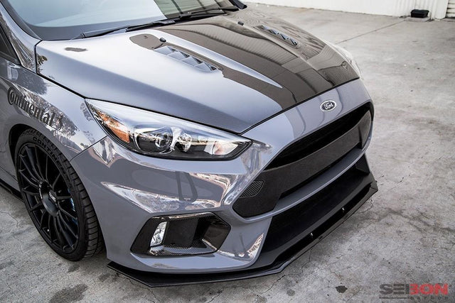 Seibon Carbon Front Bumper Garnish | 2016-2017 Ford Focus RS (FBG16FDFO)