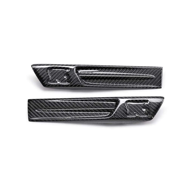 Seibon Carbon Fiber Fender Duct Logos (Pair) | 2009-2014 Nissan GT-R R35 (FDL0910NSGTR)