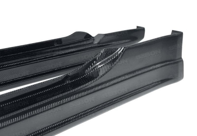 Seibon CW Carbon Fiber Side Skirts | 2003-2008 Nissan 350Z (SS0205NS350-CW)