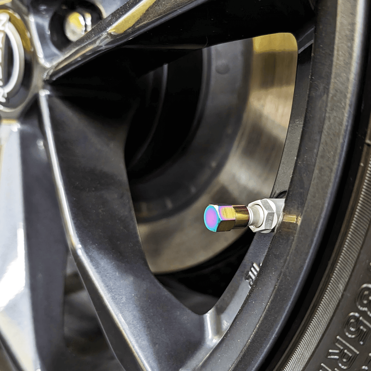 Titanium Tire Cap Set, Universal for Valve Stem Caps on Cars & Bikes, Grade-5 Titanium