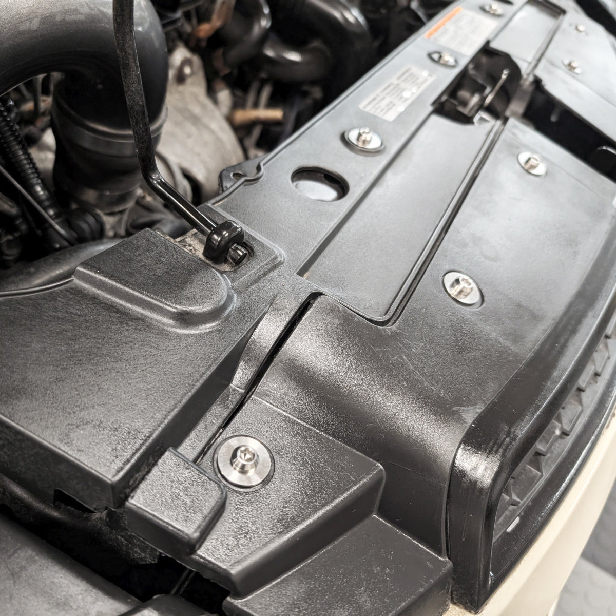 ZSPEC Plastic-Clips Replacement Fastener Kit for '06-16 Chevy Impala, Grade-5 Titanium