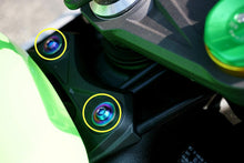 ZSPEC Titanium Fasteners for the Kawasaki Ninja 636 ZX6R Fuel/Gas Tank