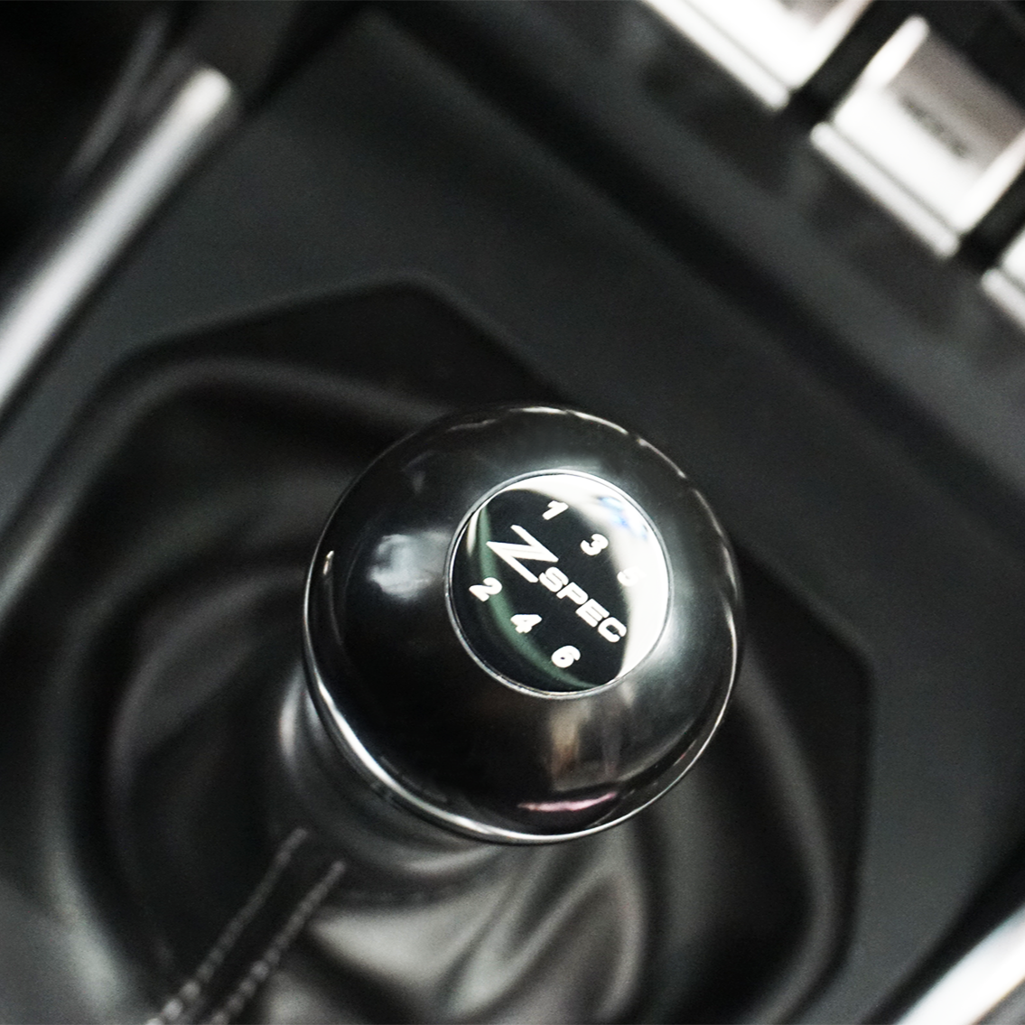 ZSPEC Round Shift Knob, M10-1.25, 207 Grams, 6-Speed, 350z/370z/G35/G37/Z
