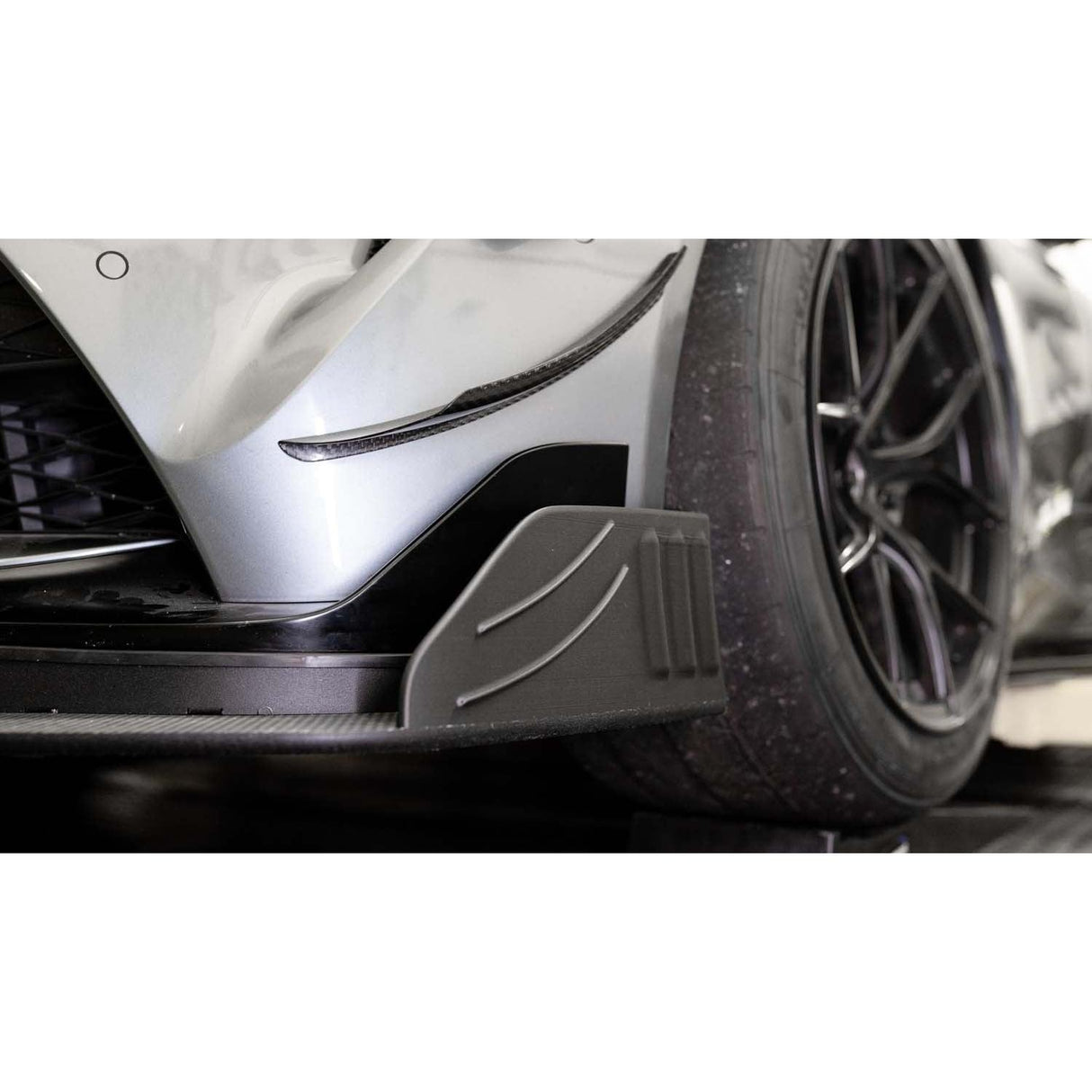 Front Splitter Endplate Kit, High Downforce - Toyota Supra - Verus Engineering